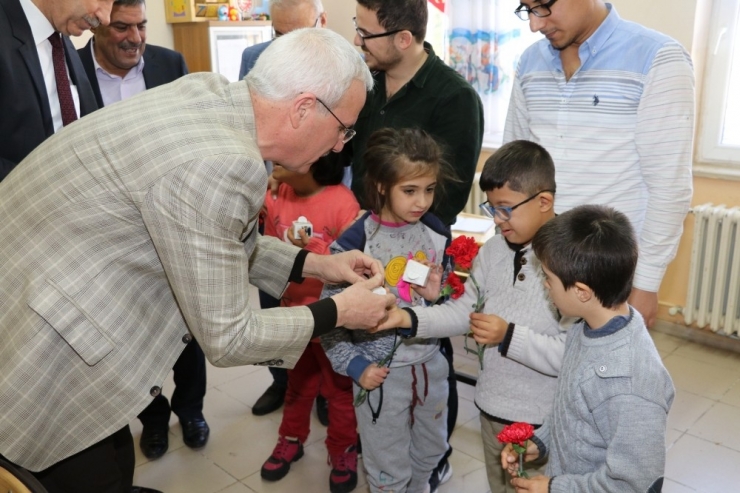 Karaköprü’de Engeliler Unutulmadı