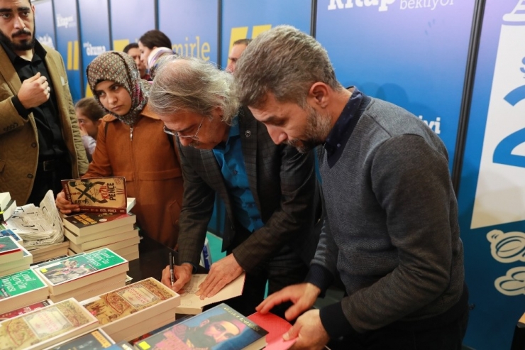 Şanlıurfa Kitap Fuarı Yoğun Katılımla Sona Erdi