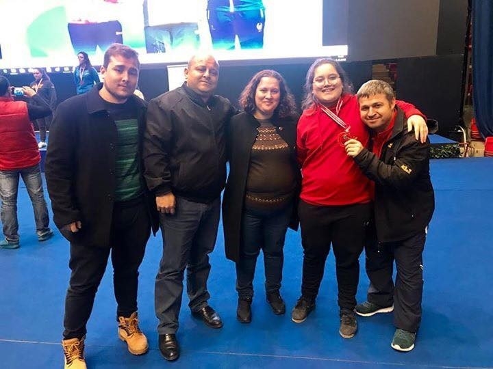 Asat Sporlu Aleyna Altın Madalya Kazandı