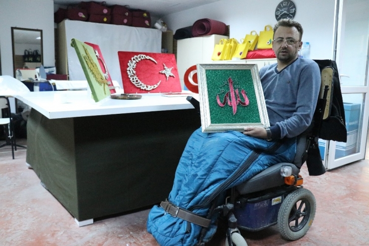 Engeline Rağmen Filografi Sanatıyla Hayata Tutundu