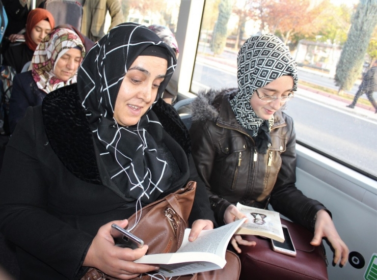 Elbüs’lerde, "Sende Kitap Oku"projesi