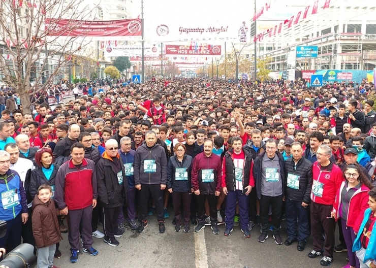 Gaziantep’te Gazi Yarı Maratonu