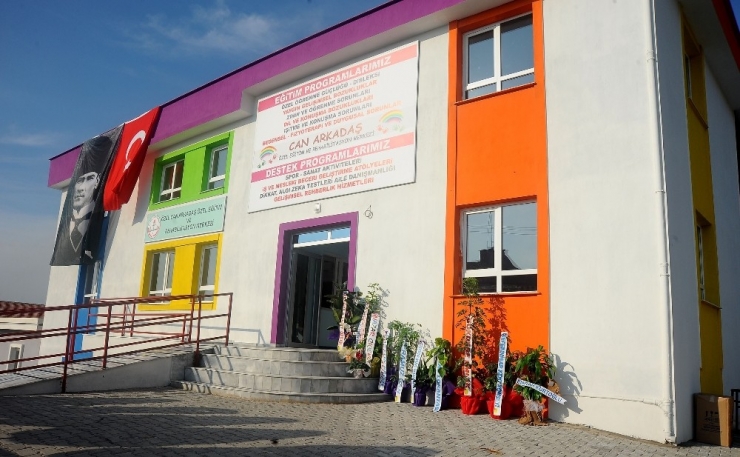 Engelliler Eğitim Ve Sosyal Yaşam Kampüsü Seferihisar’da Açıldı