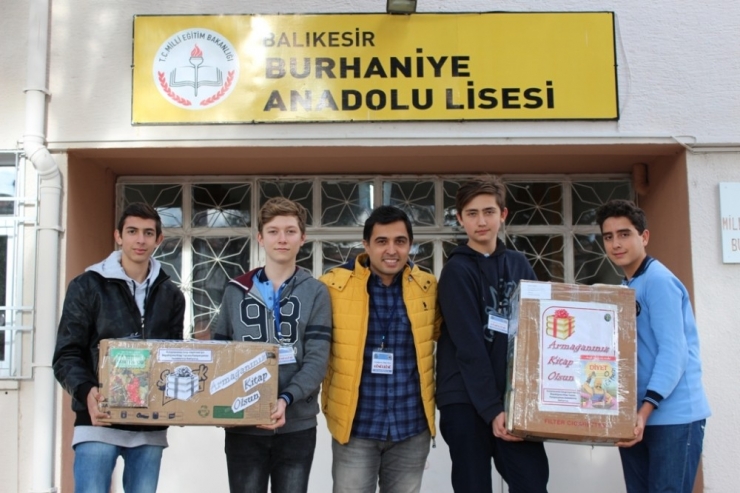 Burhaniyeli Öğrencilerin Örnek Davranışı Takdir Topladı
