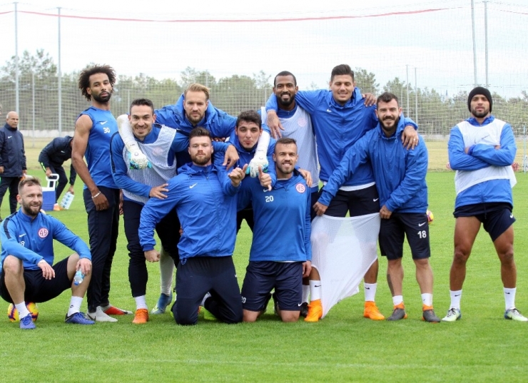 Antalyaspor, Bursaspor Hazırlıklarına Başladı