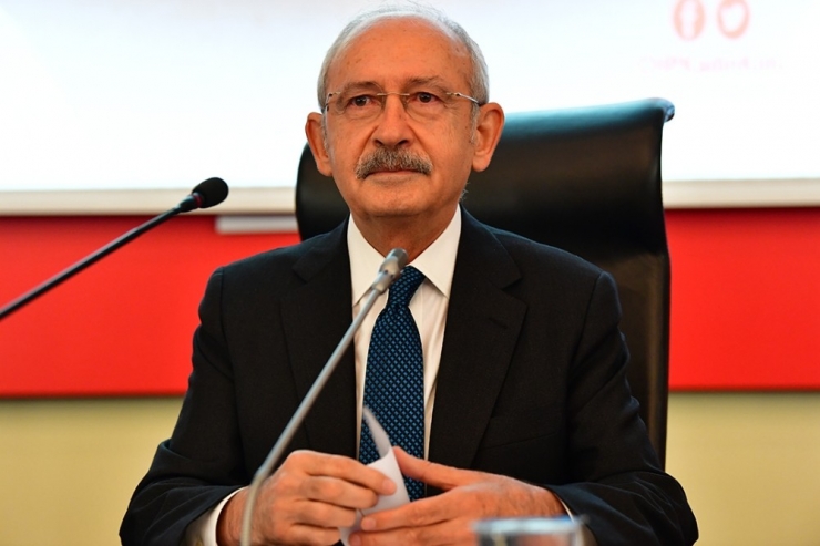 Kılıçdaroğlu: "Çok Sayıda Kadını Partiye Üye Yapın"