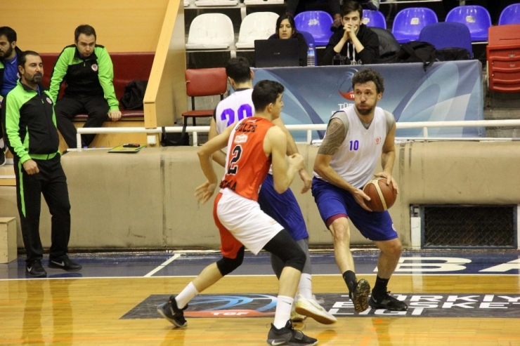 Hazırlık Maçı: Bandırma Kırmızı: 109 - Karesispor: 102