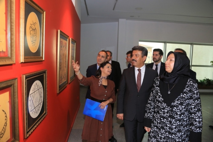 Küçükçekmece’de Hat Ve Pul Sergisi Görücüye Çıktı