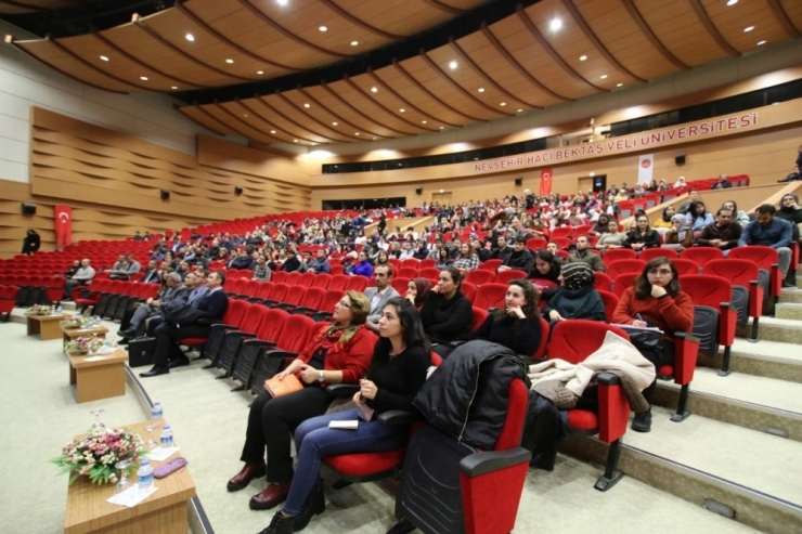 Nevü’de ‘Kalite, Akreditasyon Ve Yüksek Öğretimde Kalite” Konferansı Düzenlendi