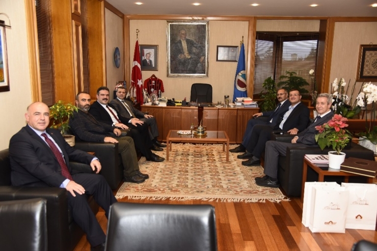 Rektör Çomaklı’ya Ziyaretler Sürüyor