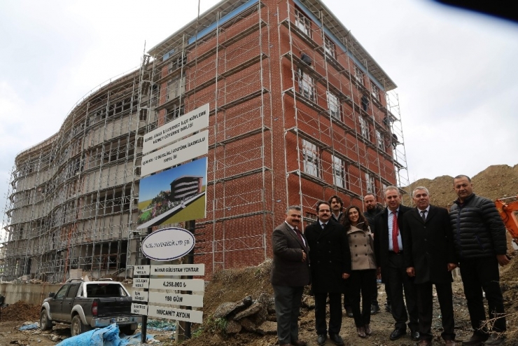 Sivas’ta Eğitim Yatırımları Devam Ediyor