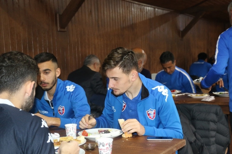 Karabükspor Kahvaltıda Bir Araya Geldi