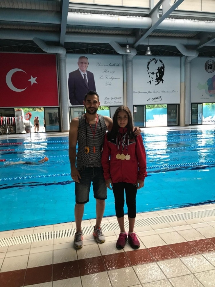 Yenimahalle’nin Gururu Merve Tuncel Rekora Doymuyor