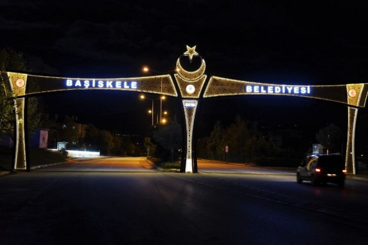 Başiskele’ye Estetik Ve Modern Şehir Kapıları