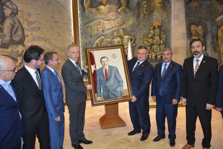 Halı Sektörü Gaziantep’te 40 Bin Kişiyi İstihdam Etti