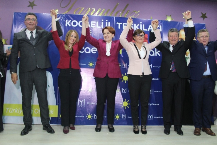 Akşener, Seçim Startını Kocaeli’den Verdi