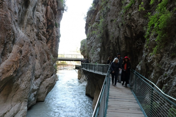 İngiliz Gazeteciler Muğla’ya Hayran Kaldı