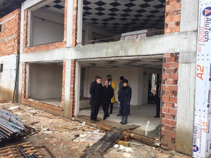 Pazaryeri Gençlik Merkezi İnşaatı Devam Ediyor