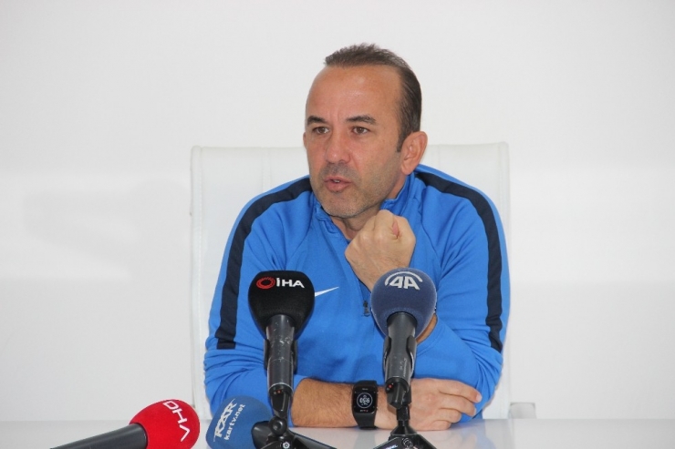 Mehmet Özdilek: "Yeni Malatyaspor Maçı Sıralamamızı Belirleyen Maç Olacak”