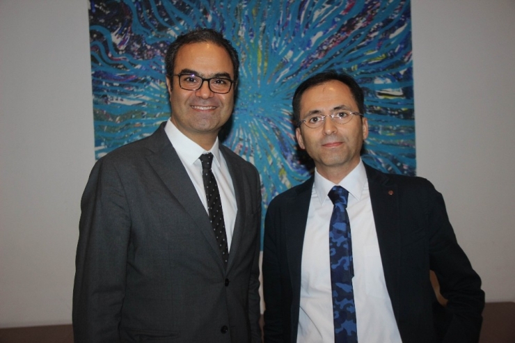 Plastik Cerrahlardan ’Yüzünüzü Kaybetmeyin’ Uyarısı