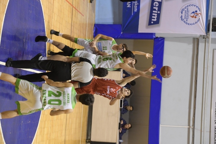 Kapasite Geliştirme Eğitim Programı’nda 300 Öğretmen Sertifikalarını Aldı