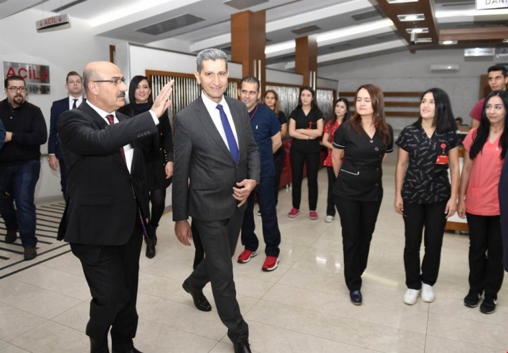 Vali Demirtaş: "Sağlıktaki Yatırımlarla Önemli Mesafeler Kat Edildi"