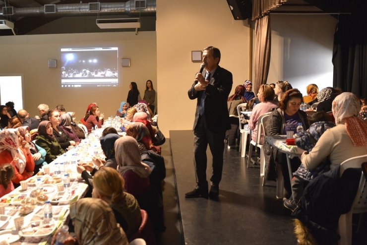 Başkan Ataç’ın Kadınlarla Bilgilendirme Toplantısı