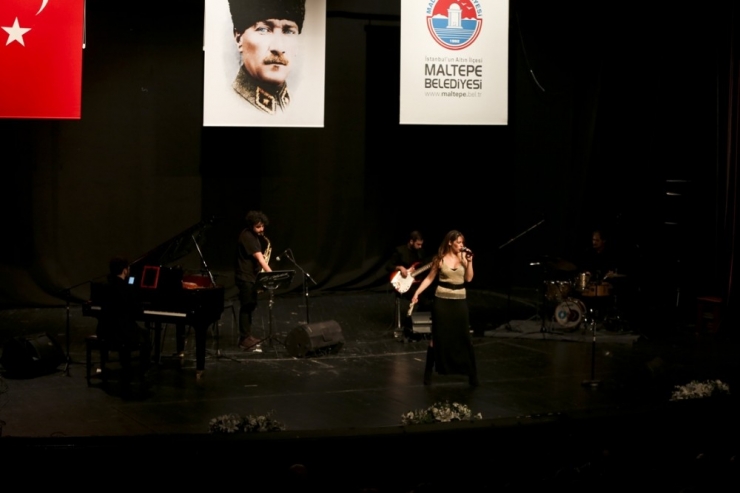 Maltepe’de Caz Ve Tango Dolu Gece