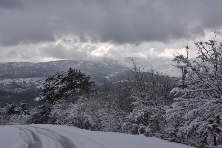 Bozüyük’te Beyaz Örtü