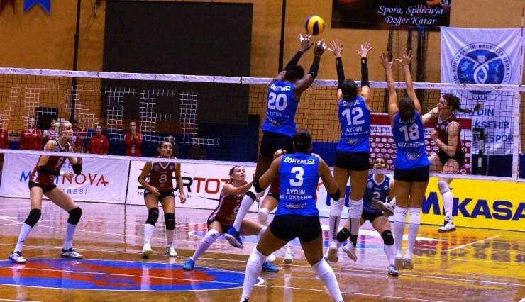 Vestel Venüs Sultanlar Ligi: Aydın Büyükşehir Belediyespor: 2 - Nilüfer Belediyespor: 3