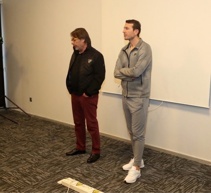 Bayram Bektaş Göztepe’ye Veda Etti