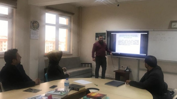 Altıntaş’ta Yönetici Gelişim Planı (Yögep) Toplantısı Düzenlendi