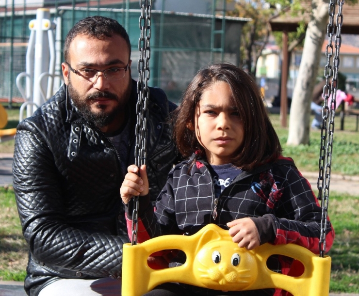 İşitme Engelli Öğrenciye Öğretmenden Dayak İddiası