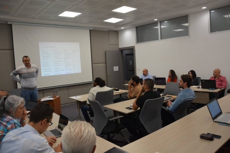 Ayto Akademi ‘Dış Ticaret’ Kampı Sona Erdi