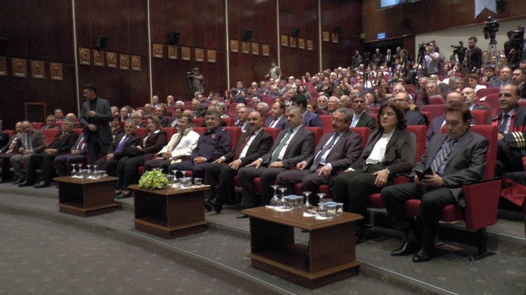 Erü Tıp Fakültesinin Kuruluşunun 50’nci Yıl Dönümü Kutlandı