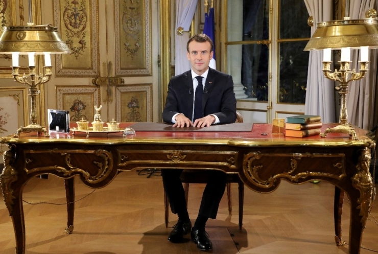 Macron: “Ekonomik Ve Sosyal Ohal’deyiz”
