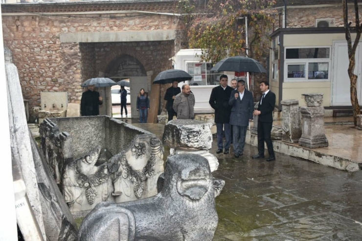 Vali Deniz Manisa’nın Kültürel Değerlerini Yerinde İnceledi