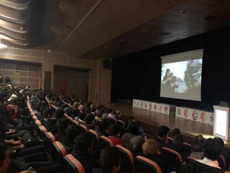 ’Sınavdır Geçer’ Programına Öğrencilerden Büyük İlgi