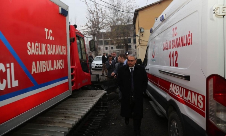 Vali Gündüzöz’den 112 Komuta Kontrol Merkezine Ziyaret