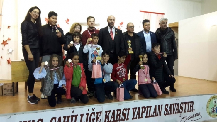 Marmaris’in Gururu Oldular