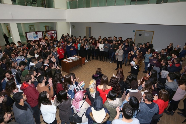 Pinpon Topu, Davul Derisi Kullanarak Steteskop Yaptılar