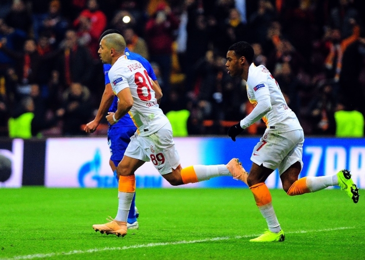 Uefa Şampiyonlar Ligi: Galatasaray: 2 - Porto: 3 (Maç Sonucu)