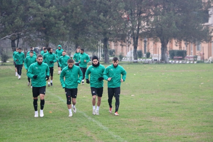 Sakaryaspor’un Bileği Bükülmüyor