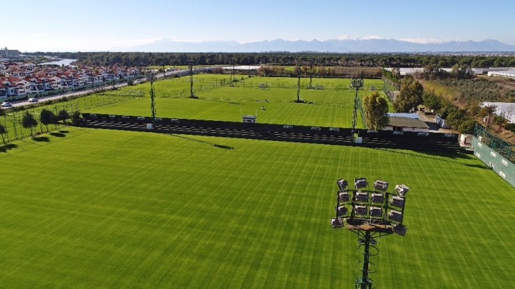 Antalya’da Devre Arası Kamp Yapacak Yer Kalmadı