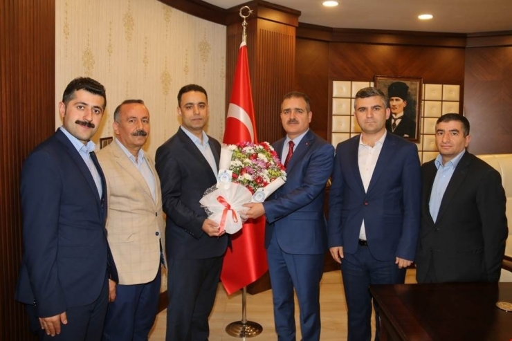 Eğitim-bir-sen’den Vali Akbıyık’a Ziyaret