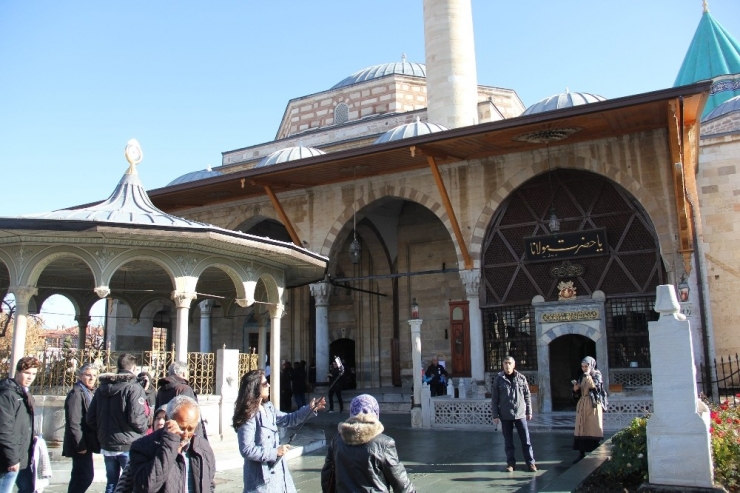 Isparta Belediyesi’nden Ücretsiz Kültür Gezileri