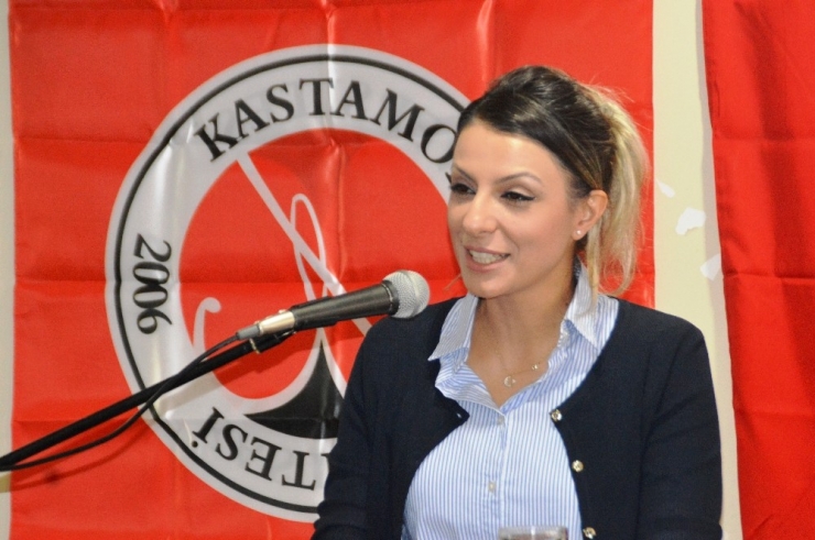 Üniversite Öğrencilerine İlk Türk Kadın Mitingi Anlatıldı