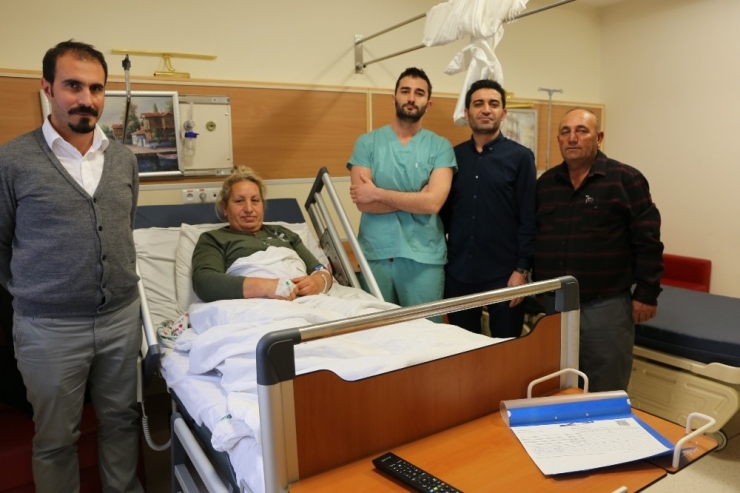 Varto’da İlk Defa İdrar Kaçırma Ameliyatı Yapıldı