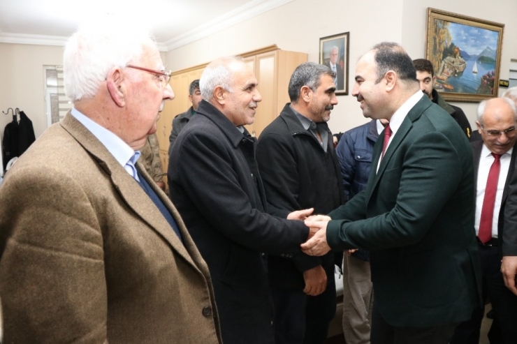 Çiftçi İlçe Ziyaretlerini Sürdürüyor