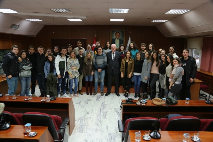 Dünyanın Farklı Yerlerinden Öğrenciler Odunpazarı’nda Buluştu